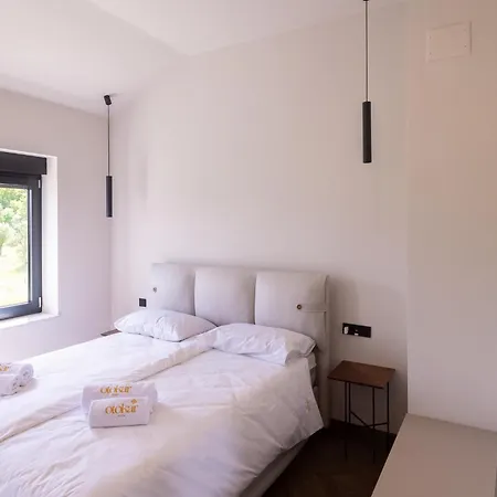 Villa Luxury Private With Pool & Hot Tub- Perfect For Families And Friends Dolenje pri Jelsanah