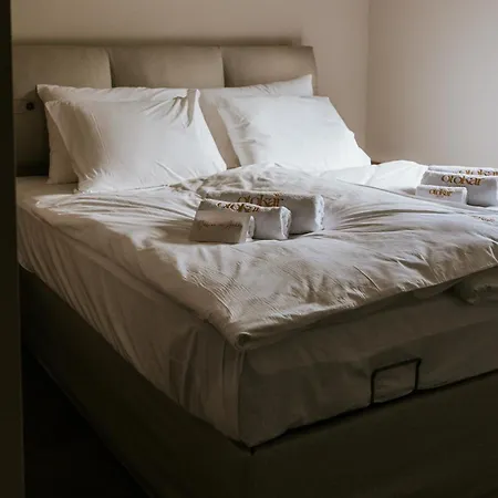 Luxury Private With Pool & Hot Tub- Perfect For Families And Friends Vila *