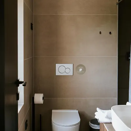 Luxury Private With Pool & Hot Tub- Perfect For Families And Friends