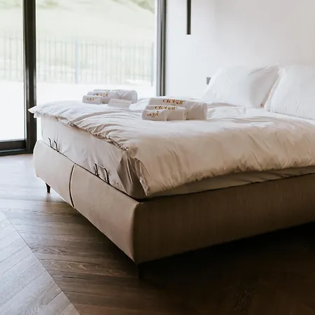 Luxury Private With Pool & Hot Tub- Perfect For Families And Friends Villa *