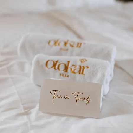 Luxury Private With Pool & Hot Tub- Perfect For Families And Friends Dolenje pri Jelsanah