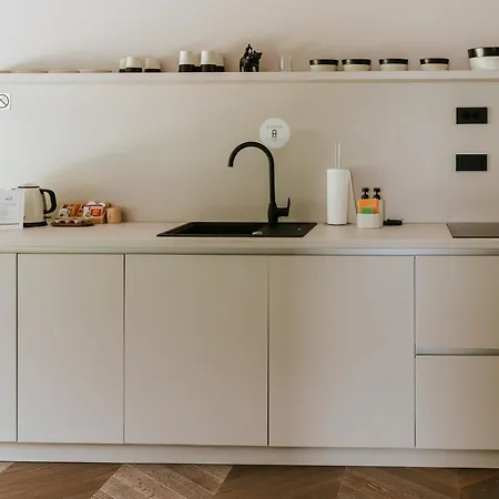 Luxury Private With Pool & Hot Tub- Perfect For Families And Friends Dolenje pri Jelsanah