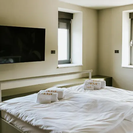 Luxury Private With Pool & Hot Tub- Perfect For Families And Friends *