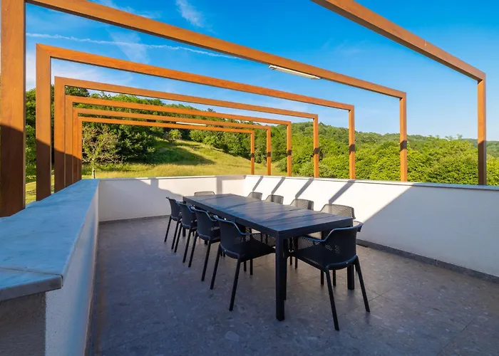 Willa Luxury Private With Pool & Hot Tub- Perfect For Families And Friends