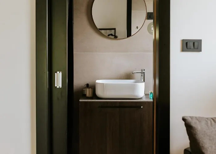 Luxury Private With Pool & Hot Tub- Perfect For Families And Friends Dolenje pri Jelsanah