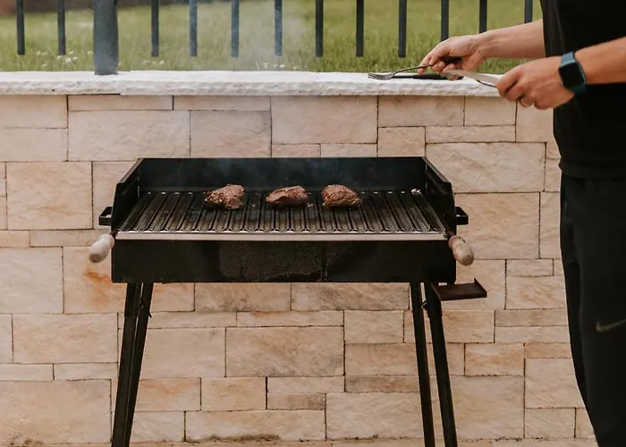 Luxury Private With Pool & Hot Tub- Perfect For Families And Friends Willa