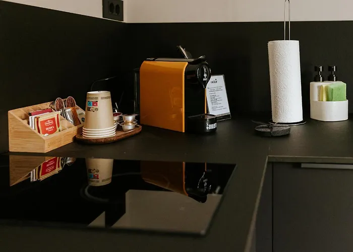 Luxury Private With Pool & Hot Tub- Perfect For Families And Friends * Dolenje pri Jelsanah