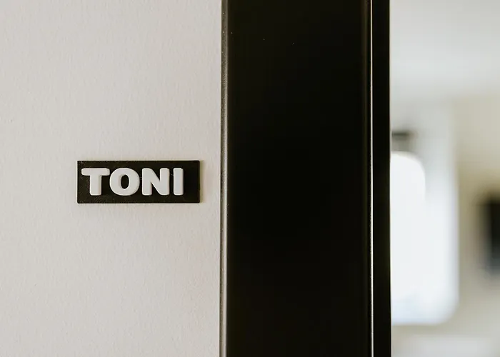 Luxury Private With Pool & Hot Tub- Perfect For Families And Friends Dolenje pri Jelsanah