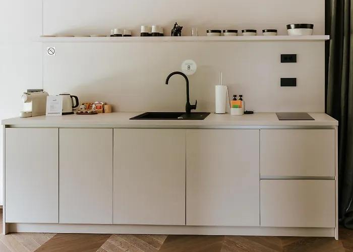 Luxury Private With Pool & Hot Tub- Perfect For Families And Friends Dolenje pri Jelsanah