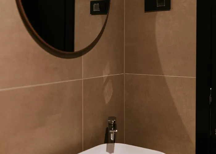 Luxury Private With Pool & Hot Tub- Perfect For Families And Friends