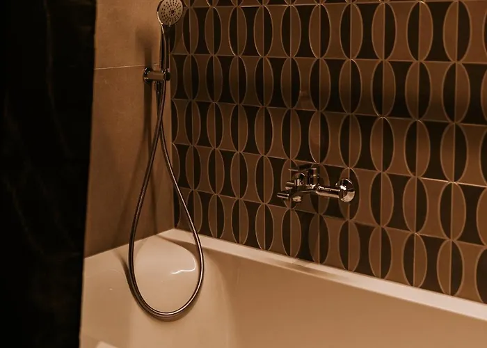 Luxury Private With Pool & Hot Tub- Perfect For Families And Friends *